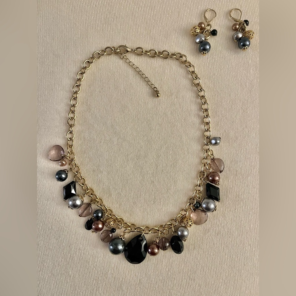 Lovely Mixed Pearl, Gold and Smoky & Black Glass Beaded Necklace & Earring Set